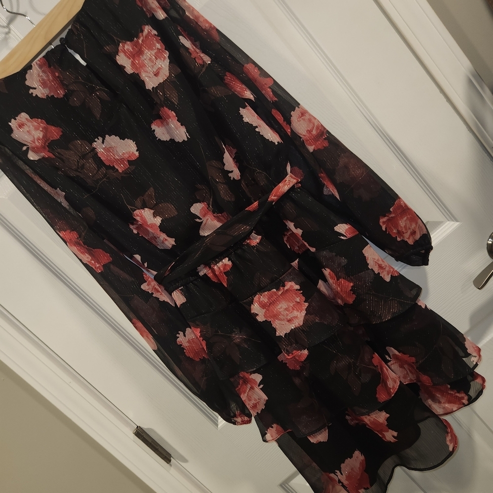 Simply Vera Vera Wang Mauve And Light Pink Floral Long Sleeve Black Dress - Picture 7 of 7